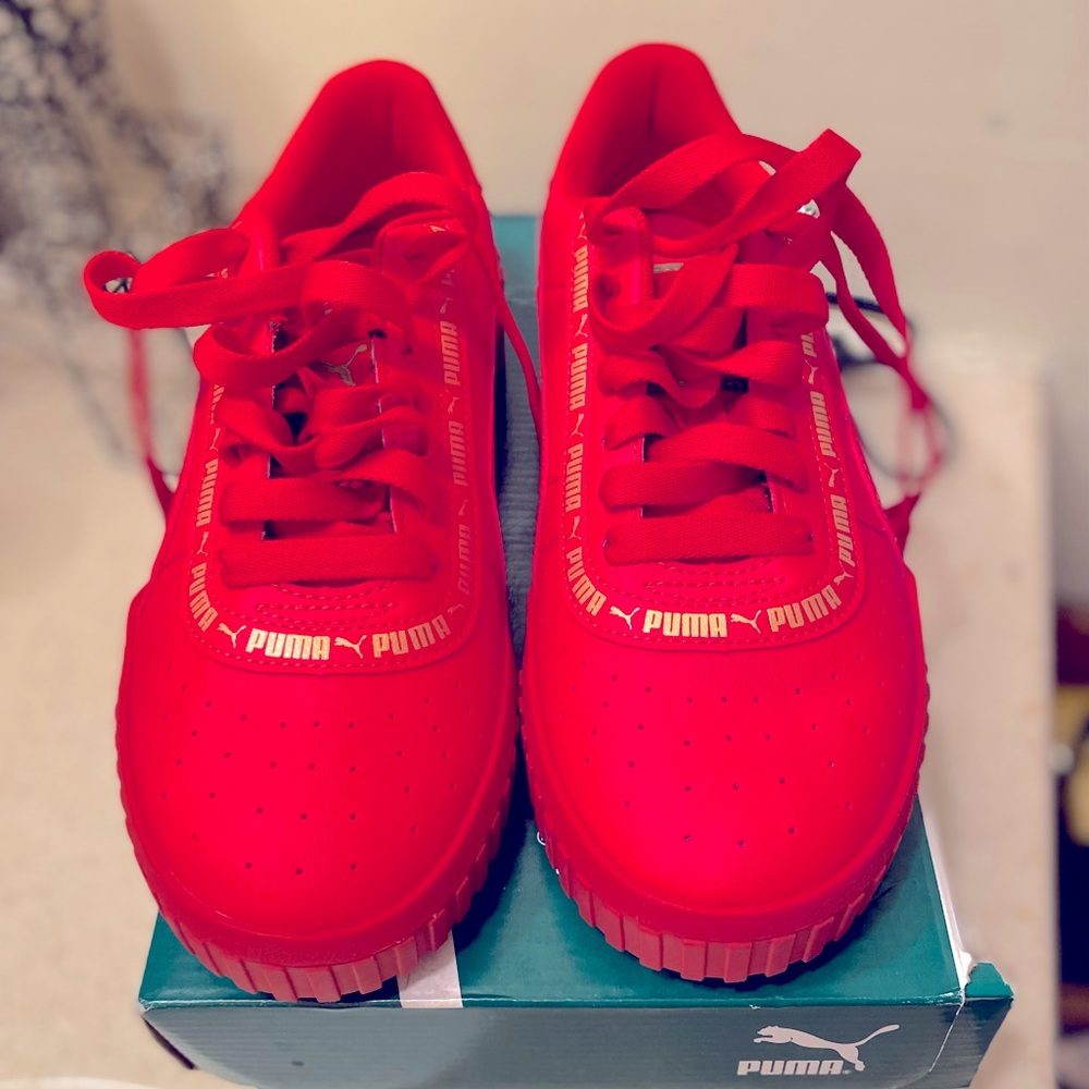 high-risk-red-gold-cali-taping-jr-Puma